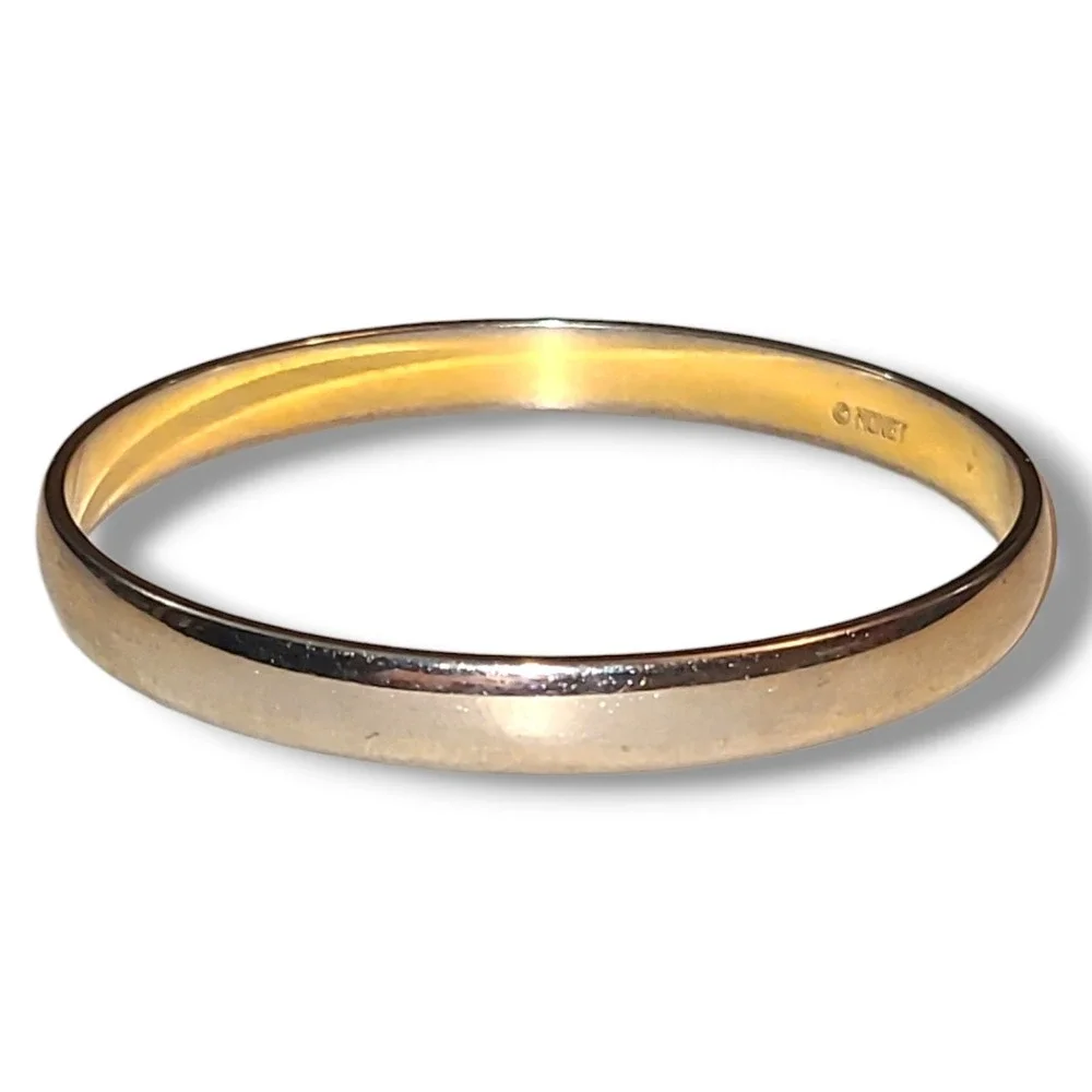 Monet Gold Tone Smooth Bangle Vintage 80's Signed